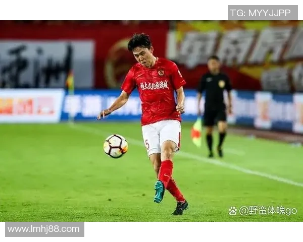 重庆足球队足球意识创新高引领全国新风潮助力球队崛起